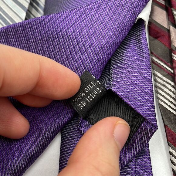 Bundle of four Calvin Klein ties - Picture 5 of 8